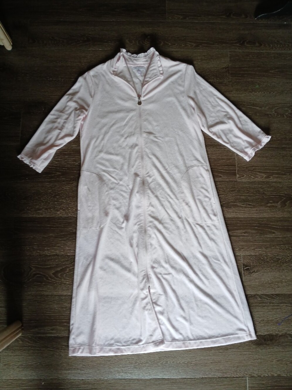 Miss Elaine Essentials Light Pink Terry Zip-Up Robe Ruffle Collar and Wrists